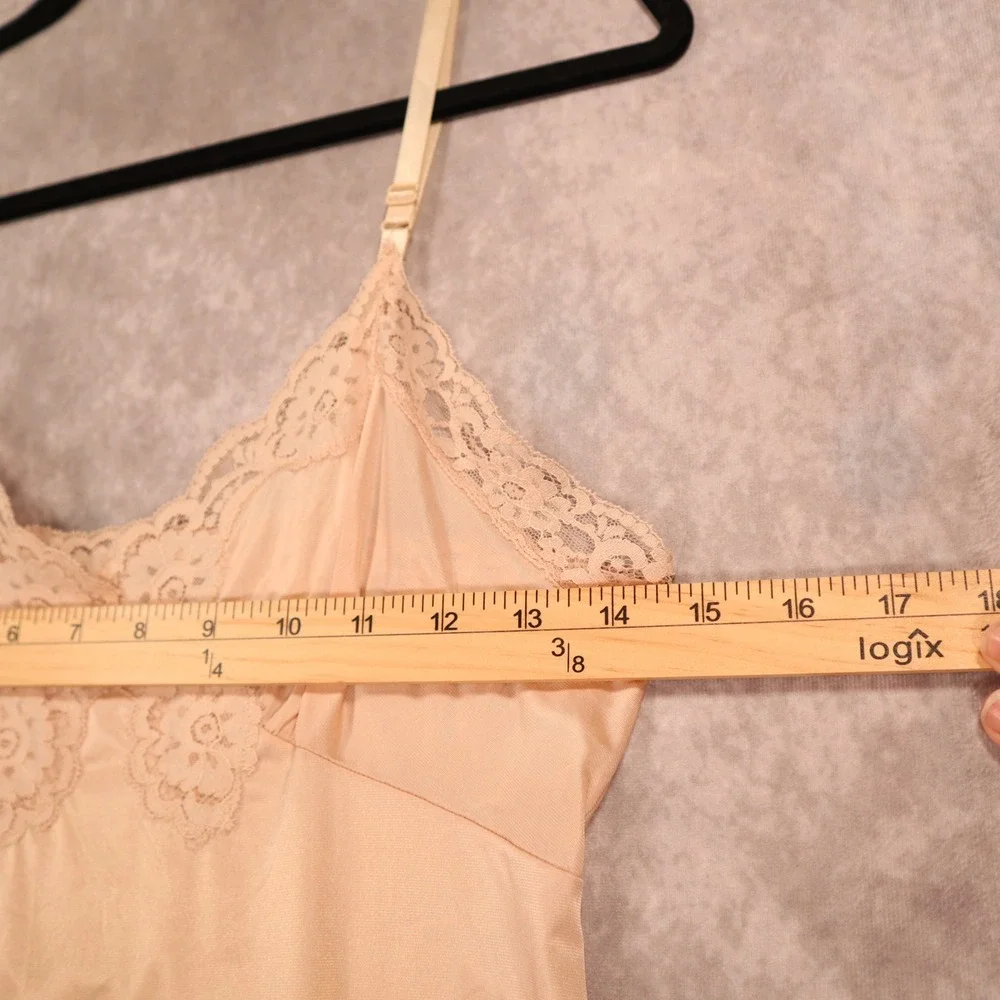 Vintage Vassarette Quintessence Beige Lace Full Slip Nightgown Womens M Coquette
